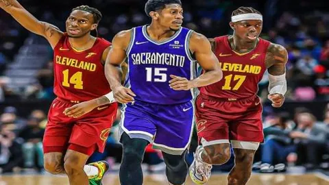 亚冬会闭幕式圆满落幕，李强现场演讲致辞。